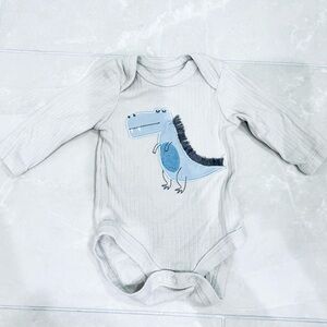 ❗️Sterling Baby Blue Dinosaur Newborn Bodysuit